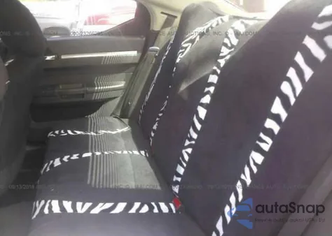 2010 Dodge Charger Sxt z USA, uszkodzony, nr VIN 2B3CA3CV7AH286172